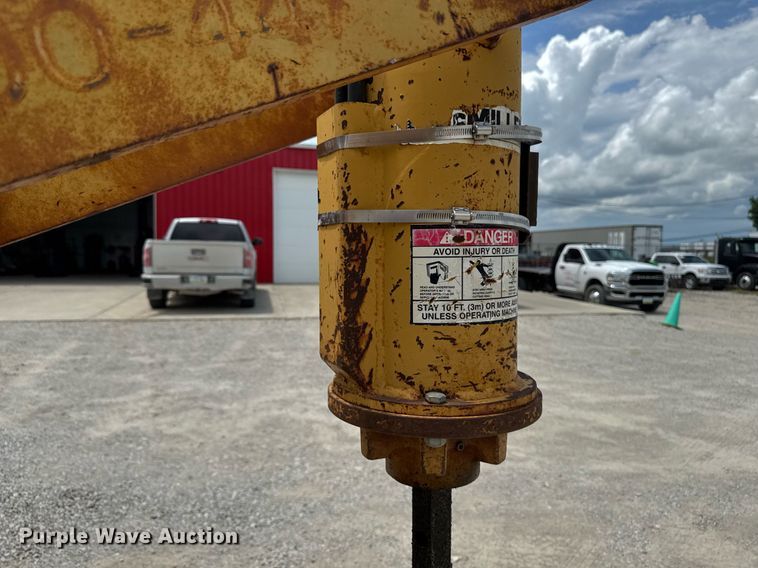 image for item EM2103 Ford 455D landscape tractor