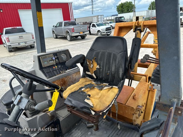 image for item EM2103 Ford 455D landscape tractor