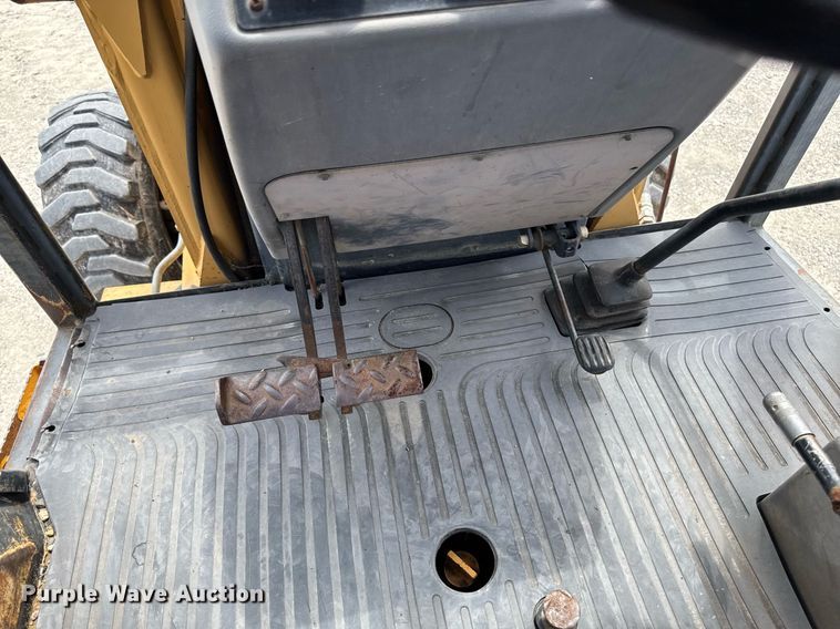 image for item EM2103 Ford 455D landscape tractor