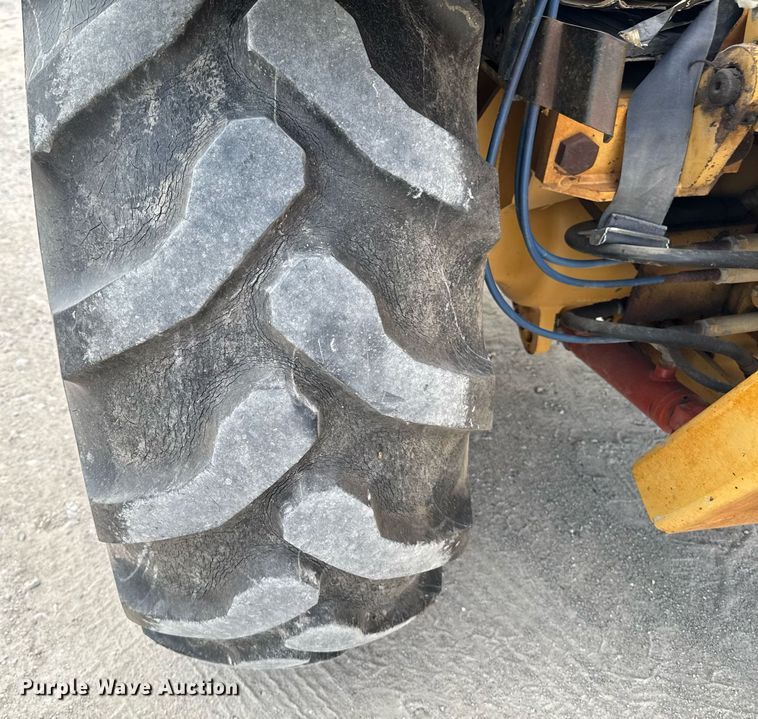 image for item EM2103 Ford 455D landscape tractor