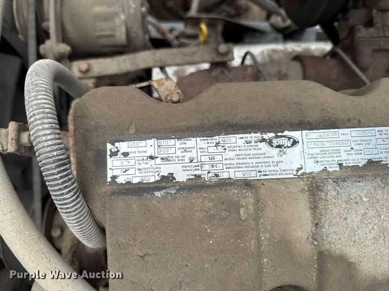 image for item EM2104 2000 Mack RD688S roll-off container truck