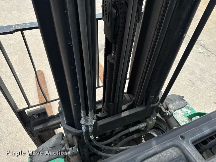 image for item EM2105 2016 Yale Veracitor 60VX forklift