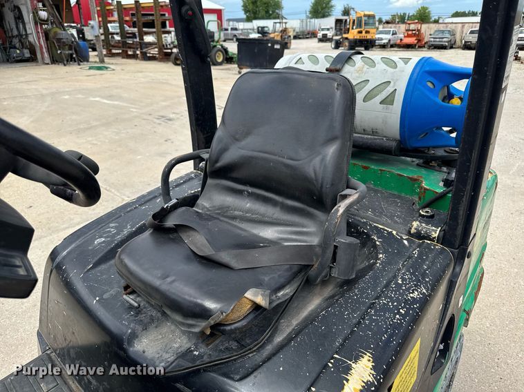image for item EM2105 2016 Yale Veracitor 60VX forklift