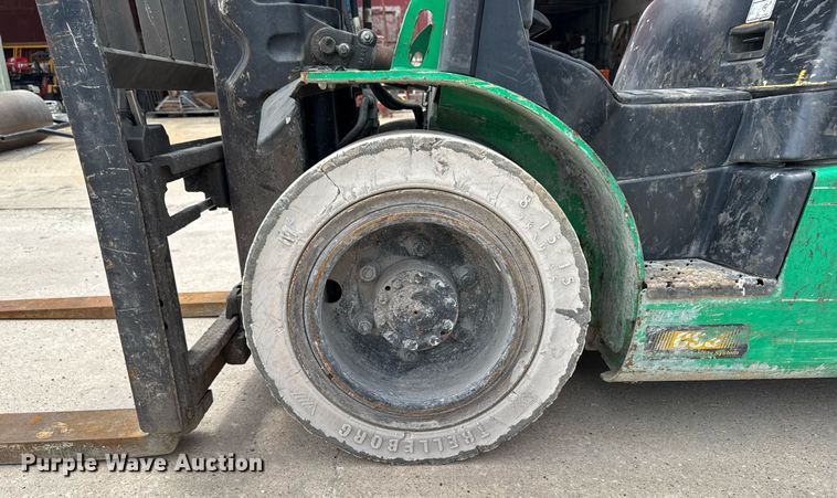 image for item EM2105 2016 Yale Veracitor 60VX forklift