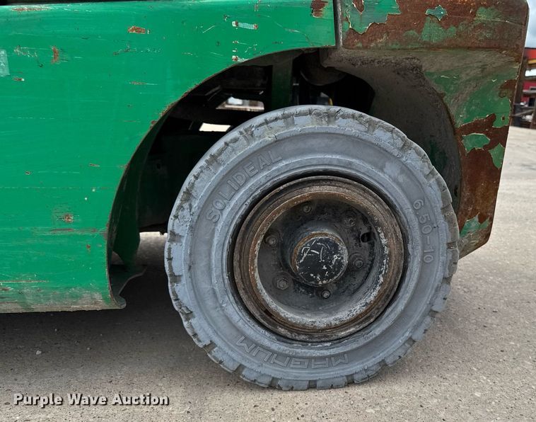 image for item EM2105 2016 Yale Veracitor 60VX forklift