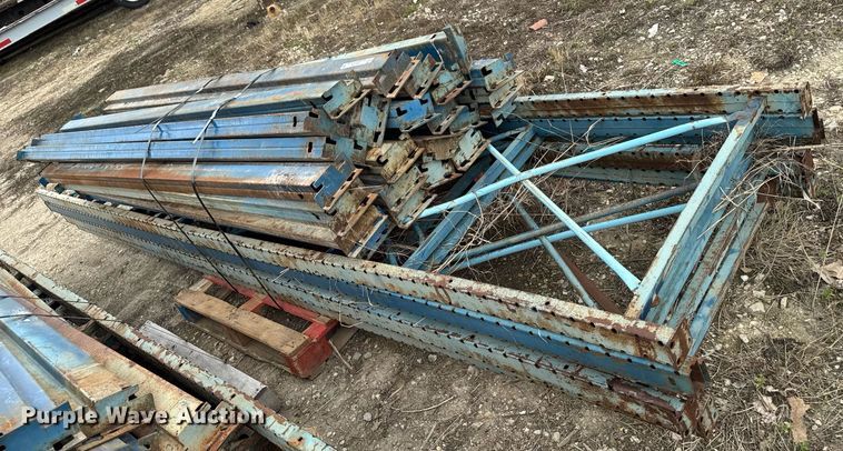 image for item EM2106 Pallet racking