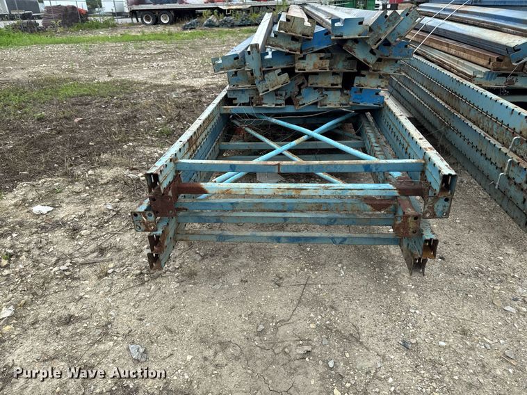 image for item EM2106 Pallet racking