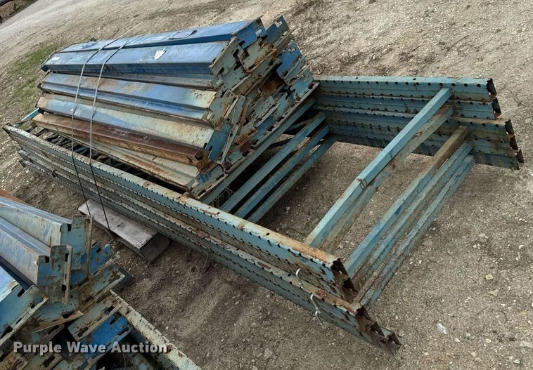 image for item EM2107 Pallet racking