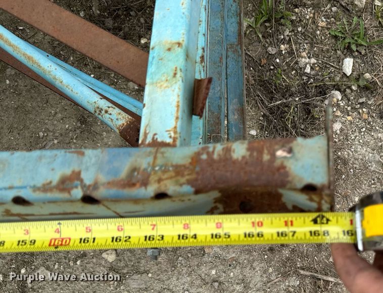 image for item EM2107 Pallet racking