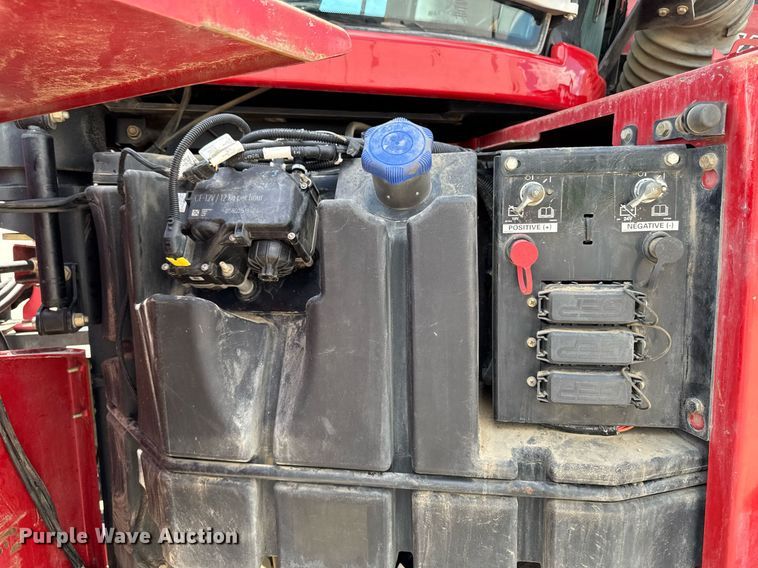 image for item EM2114 2014 Case IH 580 Quadtrac 4WD tractor