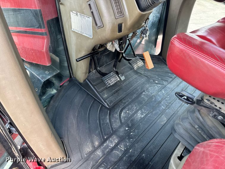 image for item EM2114 2014 Case IH 580 Quadtrac 4WD tractor