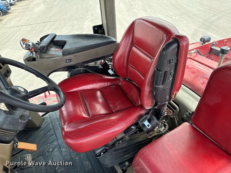 image for item EM2114 2014 Case IH 580 Quadtrac 4WD tractor