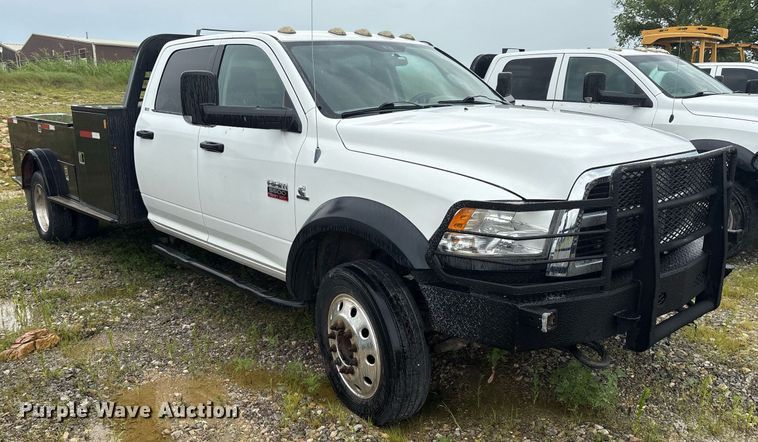 image for item EM2596 2012 Dodge Ram 5500 Crew Cab flatbed truck