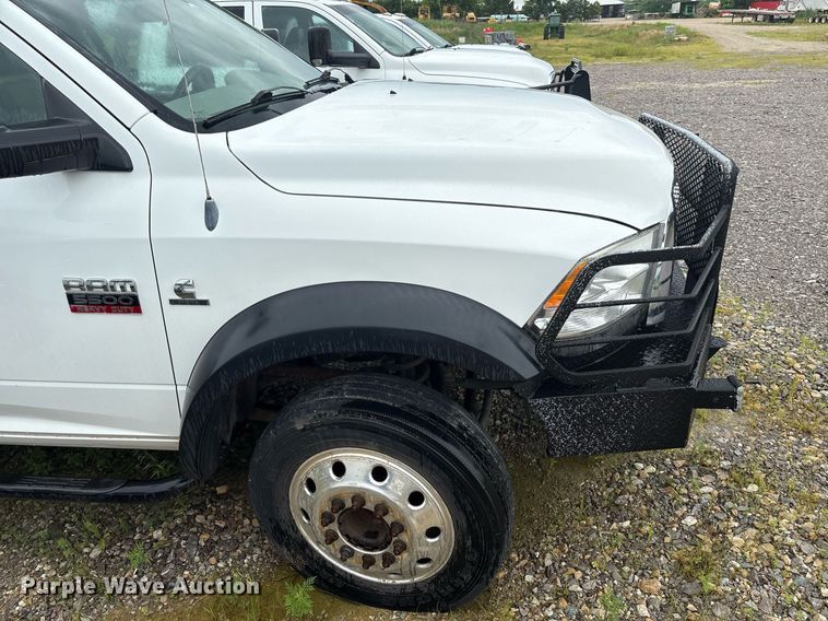 image for item EM2596 2012 Dodge Ram 5500 Crew Cab flatbed truck