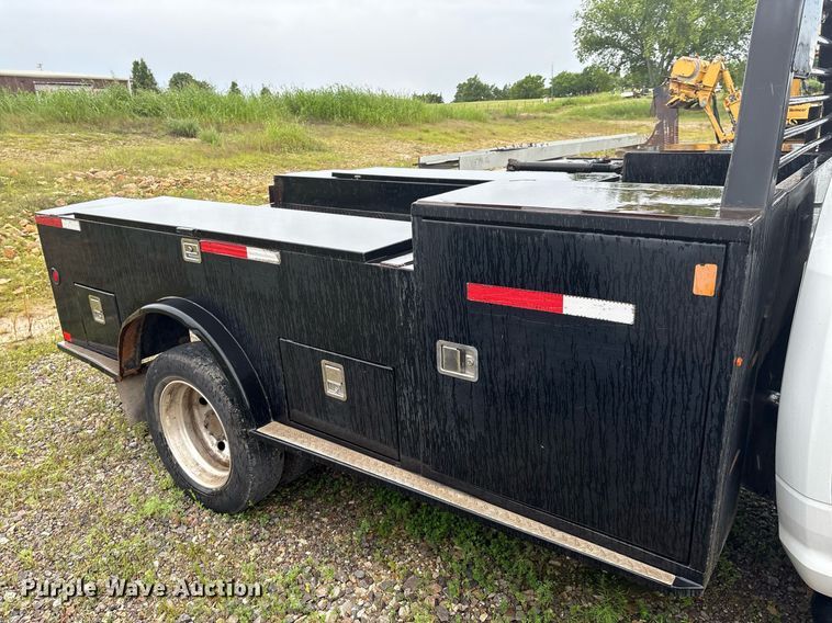 image for item EM2596 2012 Dodge Ram 5500 Crew Cab flatbed truck