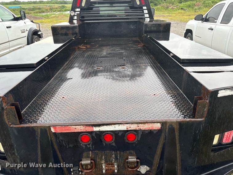 image for item EM2596 2012 Dodge Ram 5500 Crew Cab flatbed truck