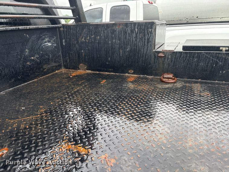 image for item EM2596 2012 Dodge Ram 5500 Crew Cab flatbed truck
