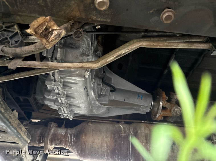 image for item EM2596 2012 Dodge Ram 5500 Crew Cab flatbed truck