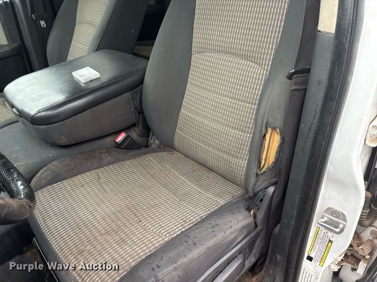 image for item EM2596 2012 Dodge Ram 5500 Crew Cab flatbed truck