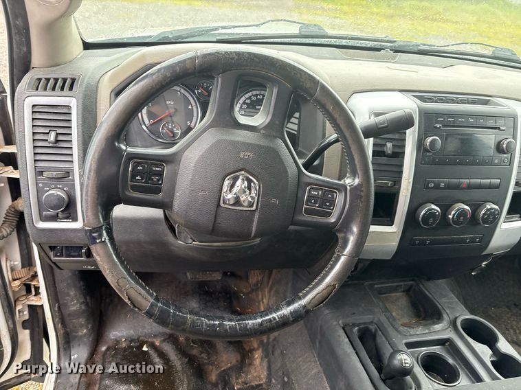image for item EM2596 2012 Dodge Ram 5500 Crew Cab flatbed truck