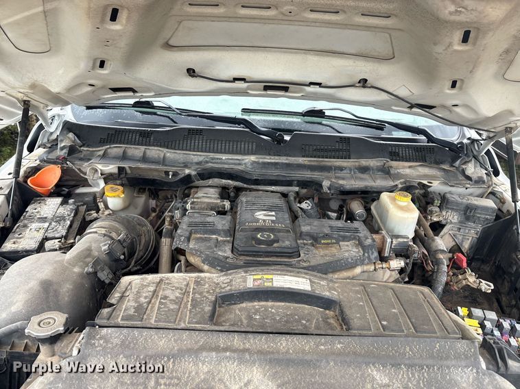 image for item EM2596 2012 Dodge Ram 5500 Crew Cab flatbed truck