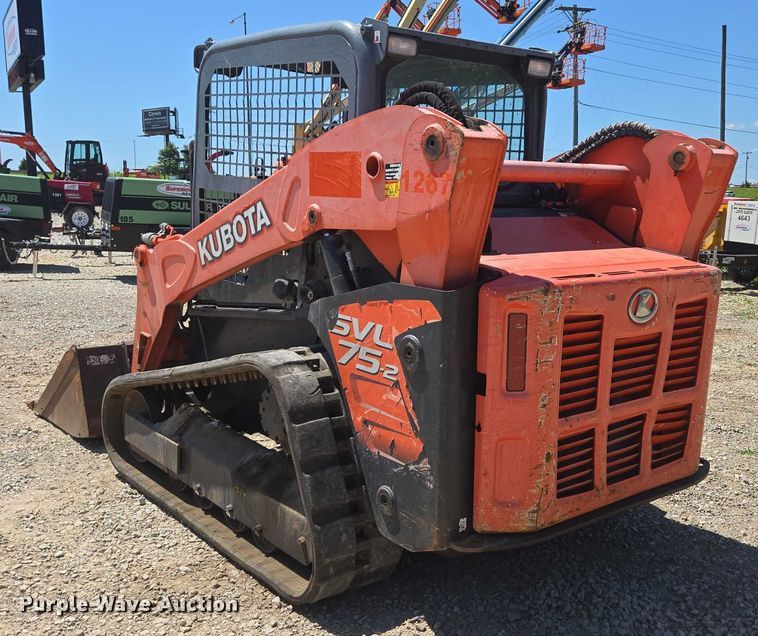 image for item EN3892 Kubota SVL 75-2 tracked skid steer loader