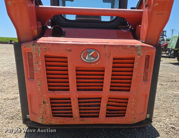 image for item EN3892 Kubota SVL 75-2 tracked skid steer loader