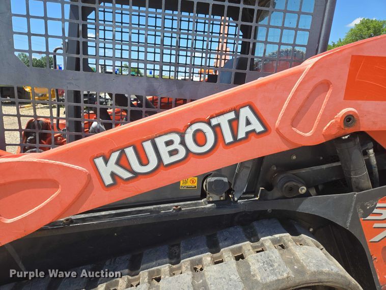 image for item EN3892 Kubota SVL 75-2 tracked skid steer loader