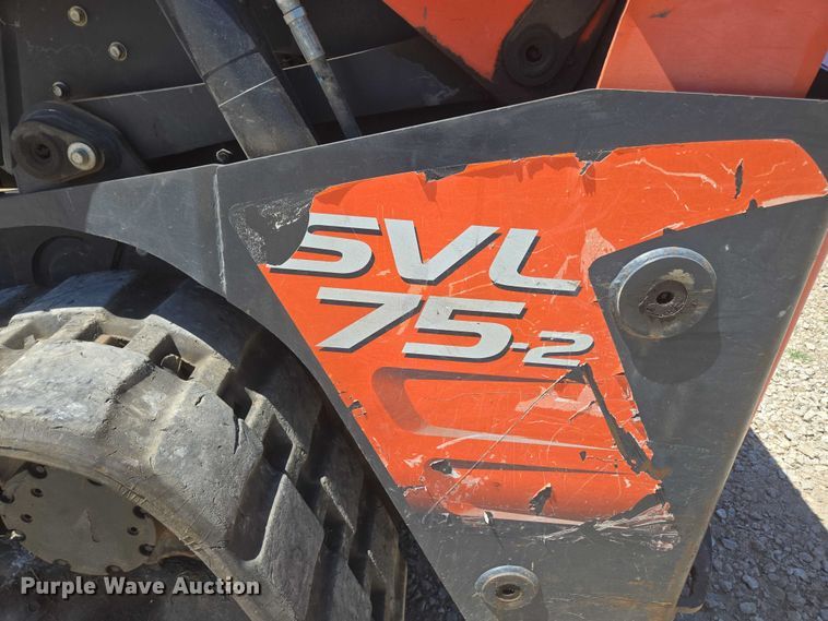 image for item EN3892 Kubota SVL 75-2 tracked skid steer loader