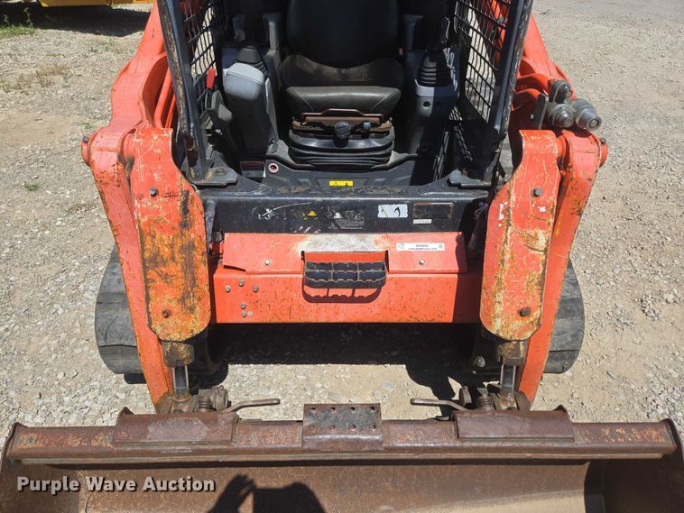 image for item EN3892 Kubota SVL 75-2 tracked skid steer loader