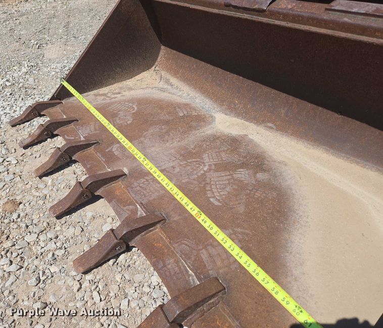 image for item EN3892 Kubota SVL 75-2 tracked skid steer loader