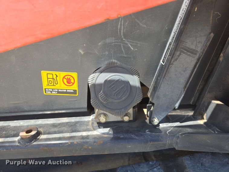 image for item EN3892 Kubota SVL 75-2 tracked skid steer loader