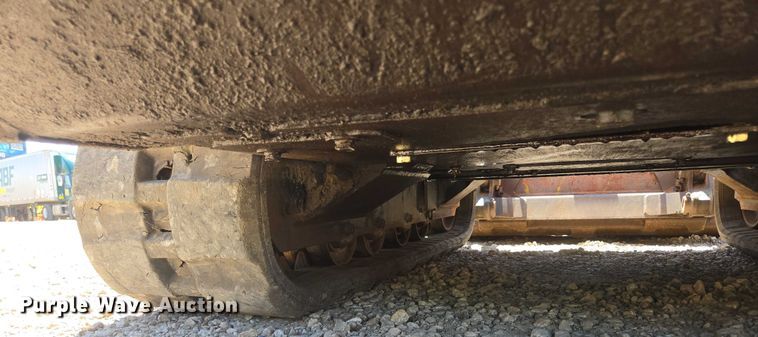 image for item EN3892 Kubota SVL 75-2 tracked skid steer loader