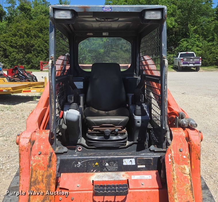 image for item EN3892 Kubota SVL 75-2 tracked skid steer loader