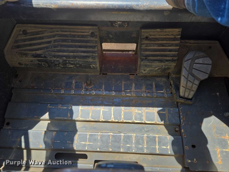 image for item EN3892 Kubota SVL 75-2 tracked skid steer loader