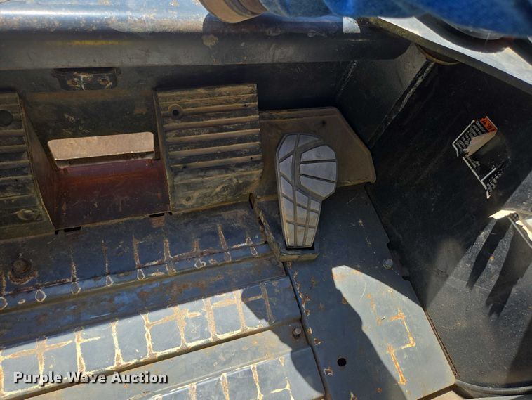 image for item EN3892 Kubota SVL 75-2 tracked skid steer loader