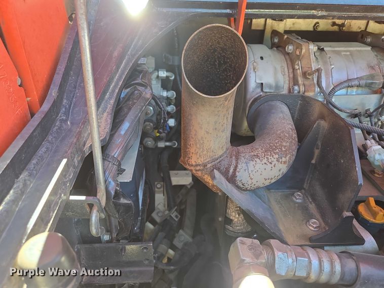 image for item EN3892 Kubota SVL 75-2 tracked skid steer loader