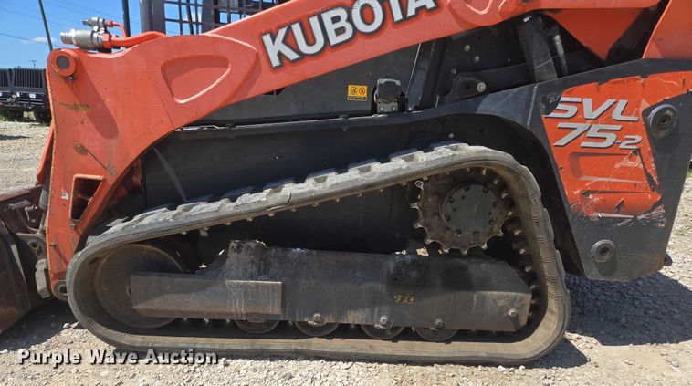 image for item EN3892 Kubota SVL 75-2 tracked skid steer loader