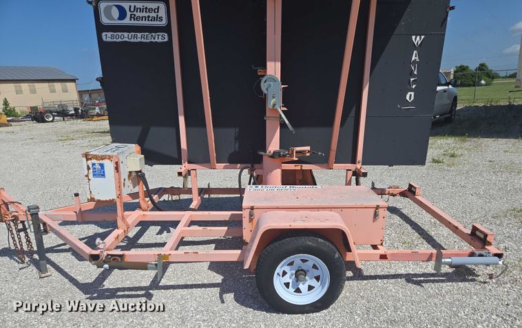 image for item EN3893 Wanco message board trailer 