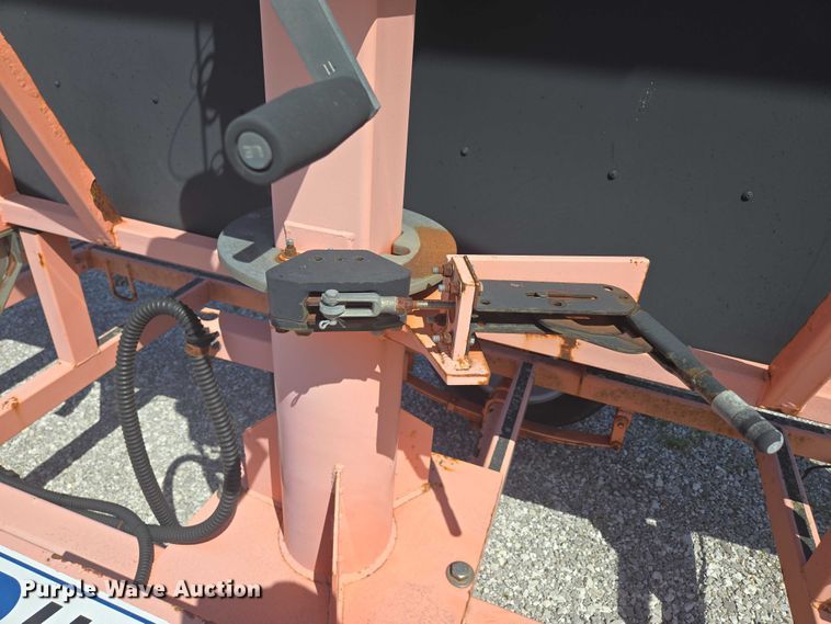 image for item EN3893 Wanco message board trailer 