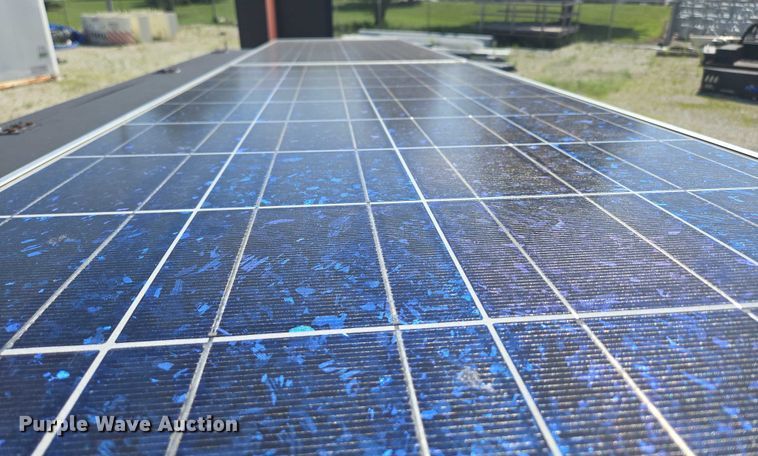 image for item EN3893 Wanco message board trailer 