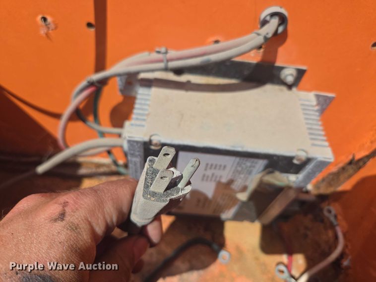 image for item EN3893 Wanco message board trailer 