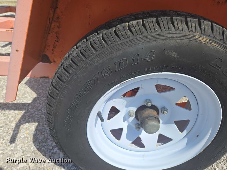 image for item EN3893 Wanco message board trailer 