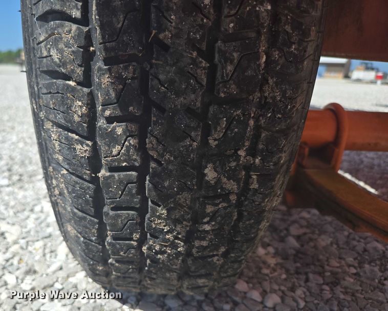 image for item EN3893 Wanco message board trailer 