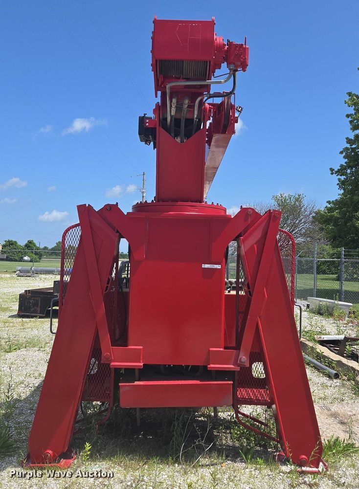 image for item EN3898 Terex-RO TC2863 crane truck bed