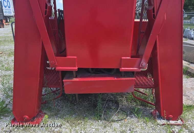 image for item EN3898 Terex-RO TC2863 crane truck bed