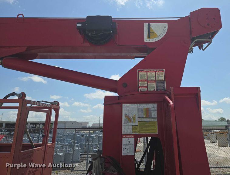 image for item EN3898 Terex-RO TC2863 crane truck bed
