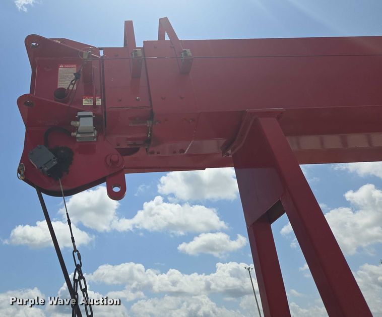 image for item EN3898 Terex-RO TC2863 crane truck bed