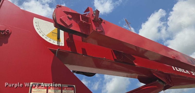 image for item EN3898 Terex-RO TC2863 crane truck bed