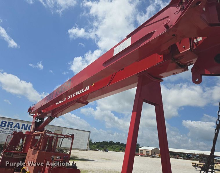 image for item EN3898 Terex-RO TC2863 crane truck bed